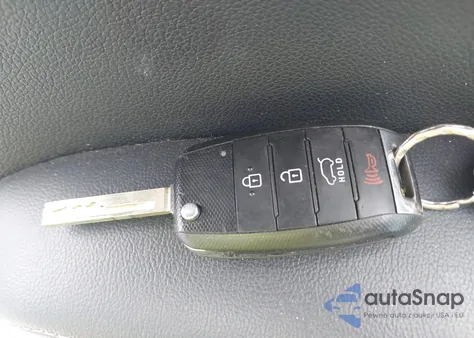 2017 Kia Sorento 2.4L Lx z USA, uszkodzony, nr VIN 5XYPGDA37HG264512